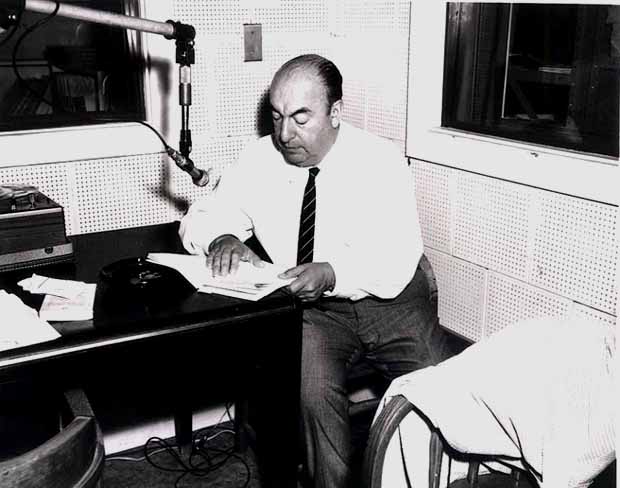 Photo: Pablo Neruda (1966) @ Wikimedia Commons