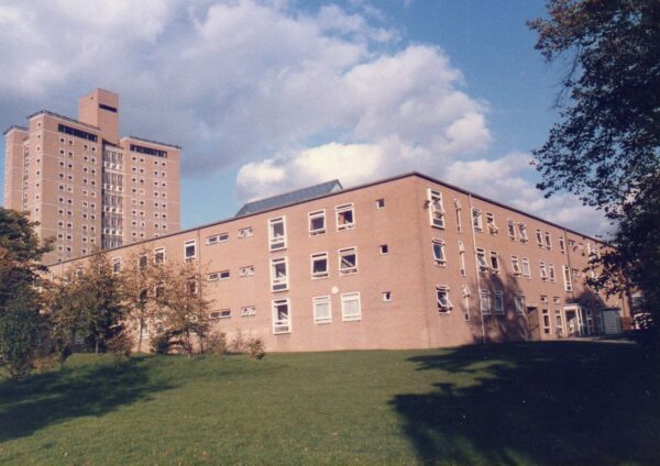 Cjc13 @ Wikimedia Commons