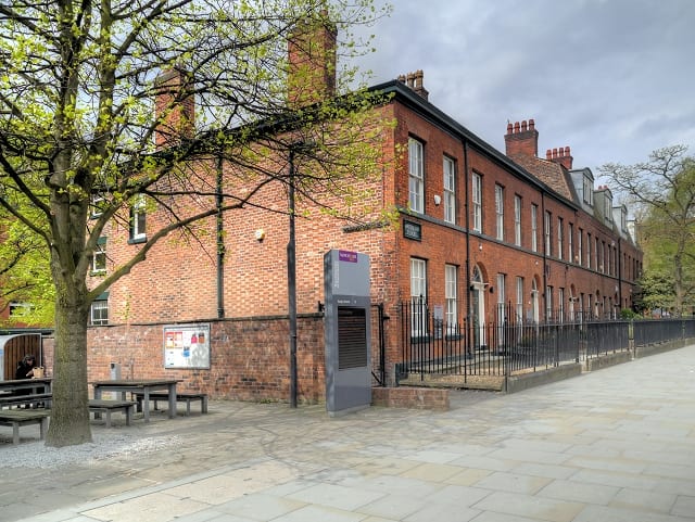 Photo: David Dixon @ Geograph