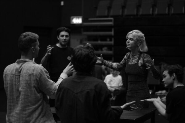 Photo: Hugh Summers (Producer)