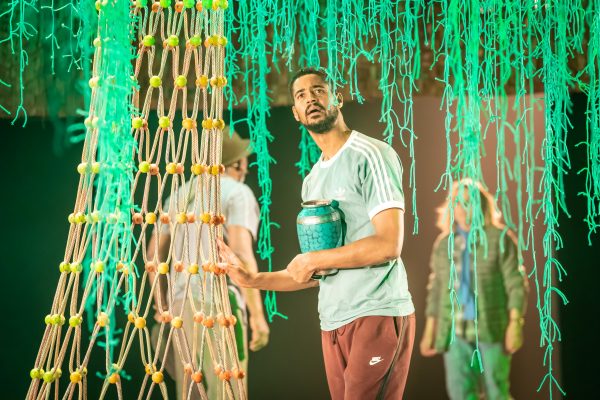 Alfred-Enoch-in-Tree-at-Manchester-International-Festival-runs-at-Young-Vic-from-29-July.-Credit-Marc-Brenner-5-Custom-600x400