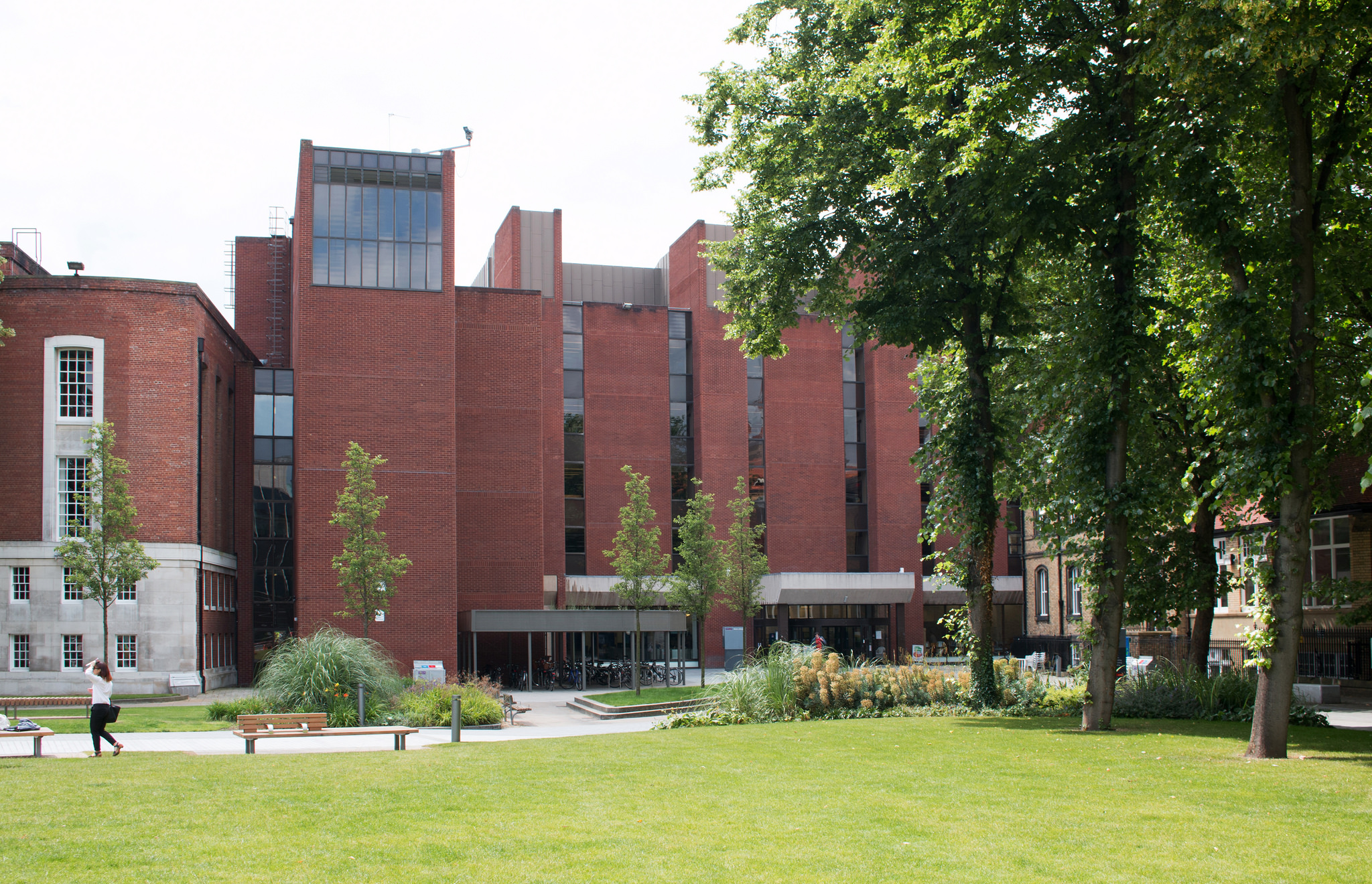 University of Manchester. Main Library where gambling promotion took place Photo: DPOrman @ Wikimedia
