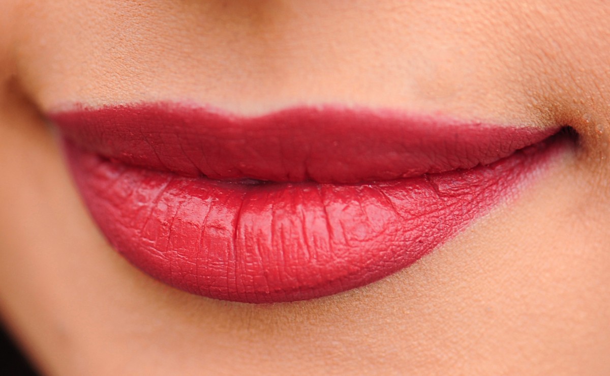 lips_red_woman_girl_sexy_makeup_red_lips_glamour-800345