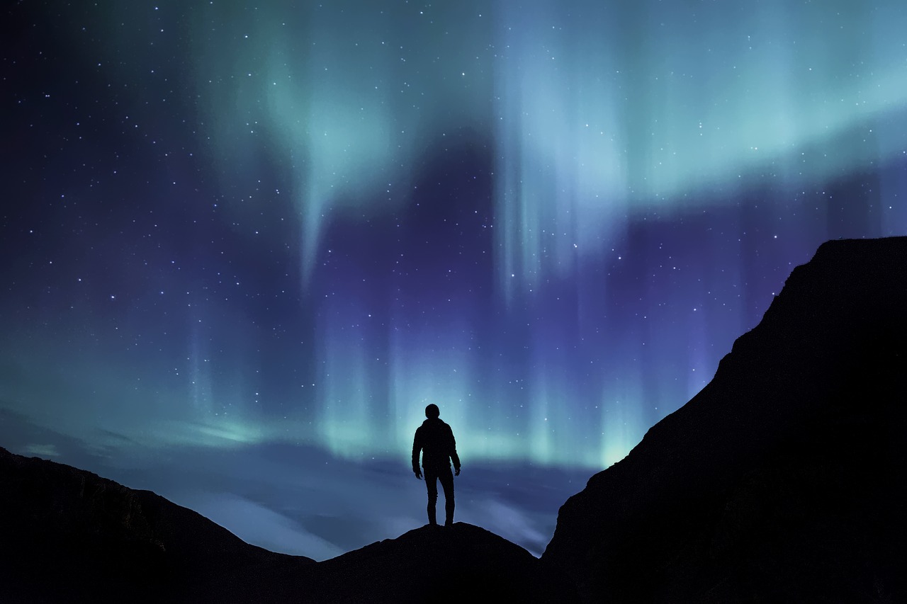 northern-lights-2512775_1280