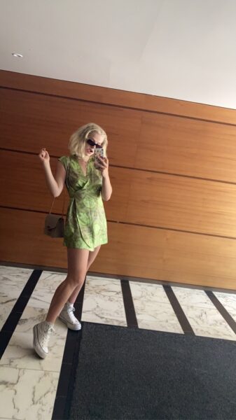 Vintage green dress styling combination 