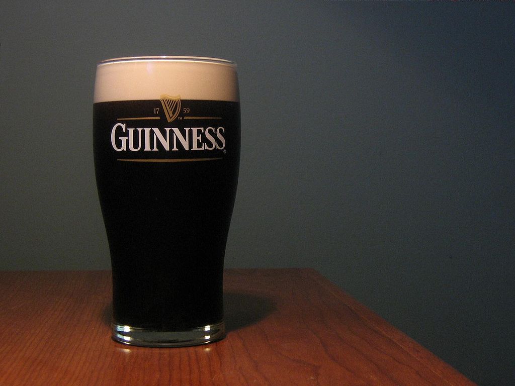 1024px-GuinnessPint