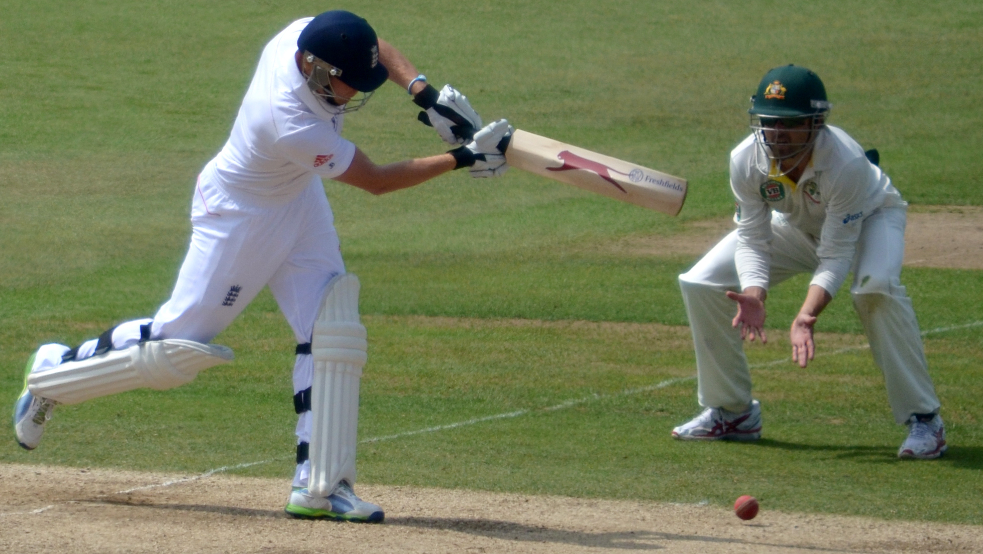 Jonny_Bairstow_batting,_2013_(2)