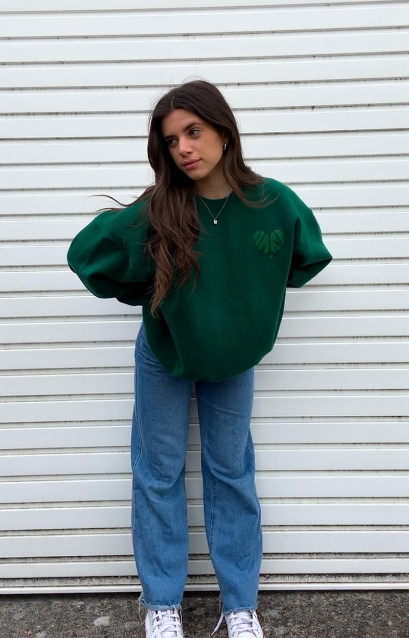 Hart &amp; Co. Clothing green sweater 