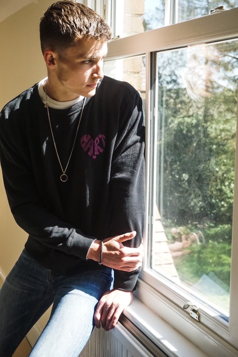 Hart &amp; Co. Clothing sweater (pink and black)