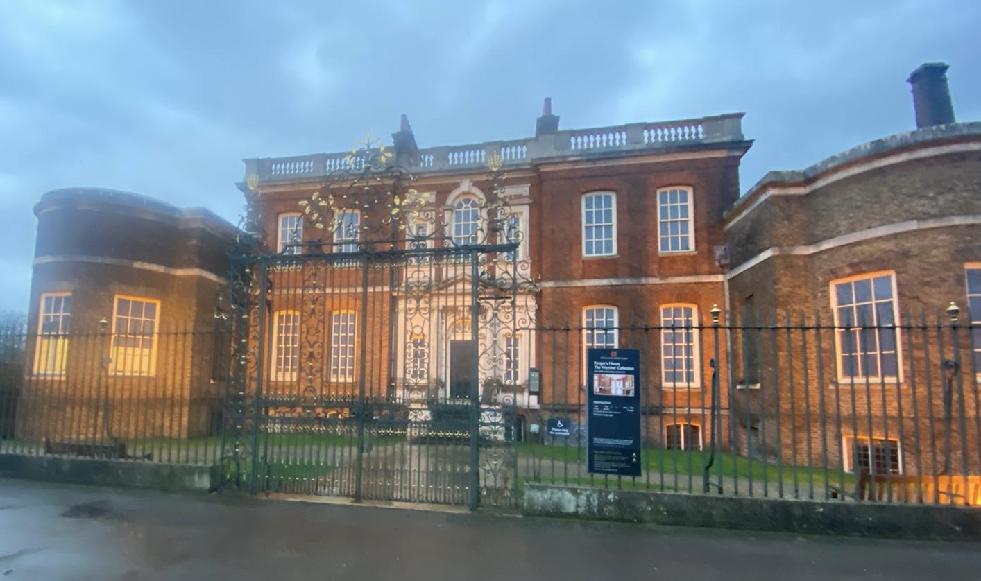 Bridgerton House @ Jacob Dabb