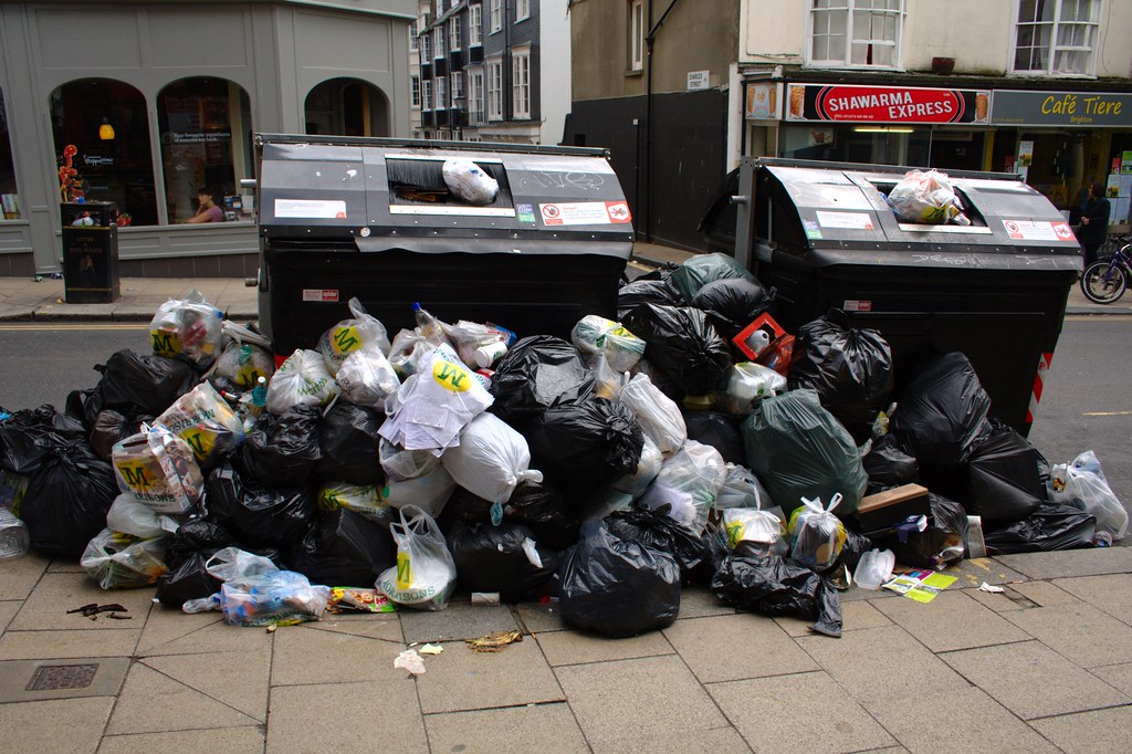 Bin strike: Day 3