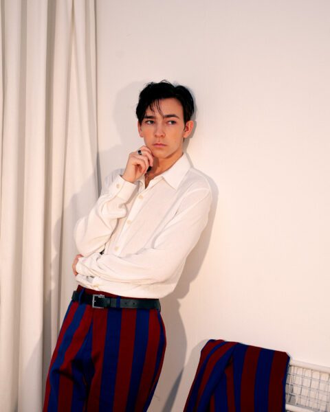 E25b_YmO