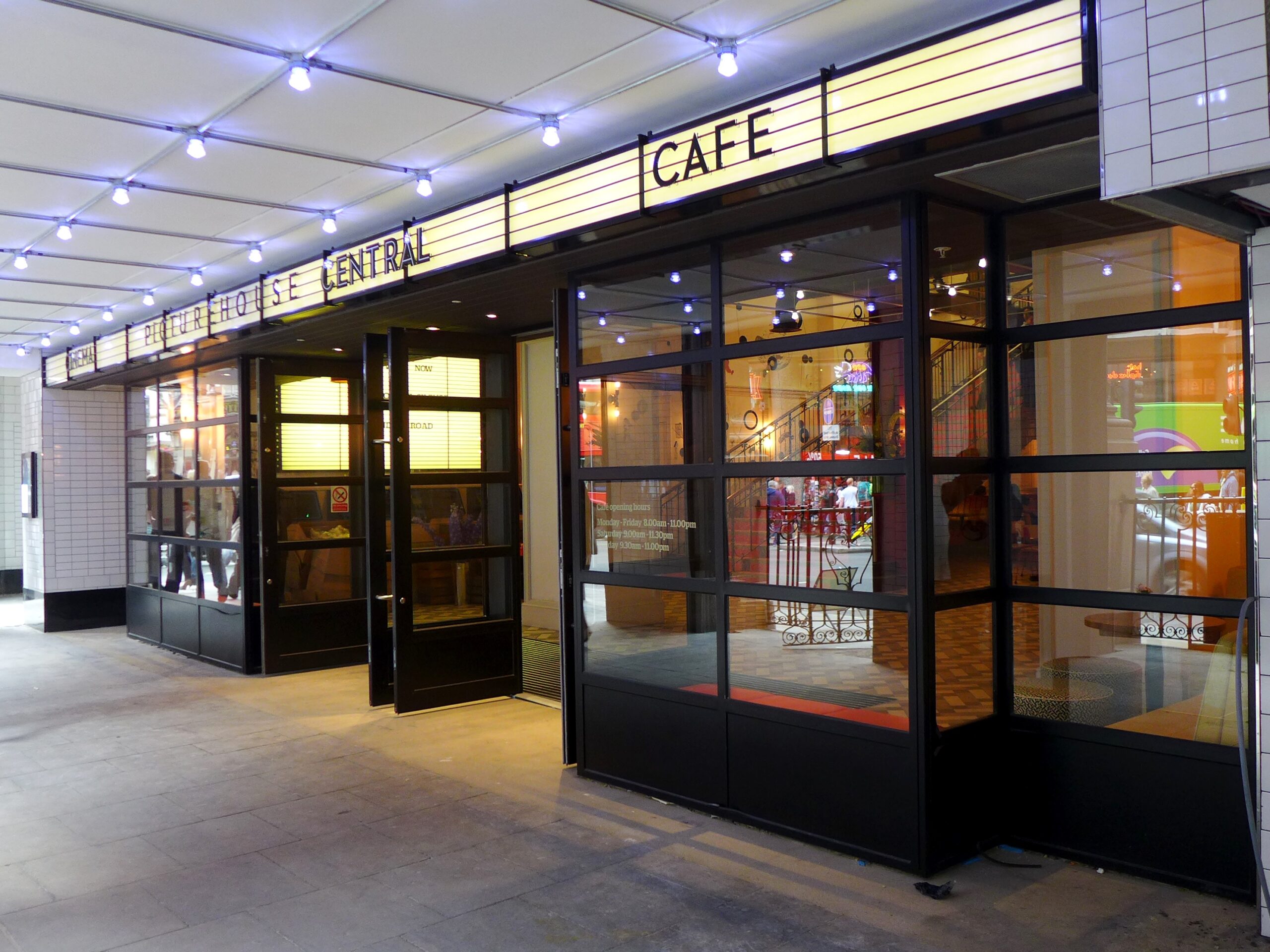 Picturehouse Central, Piccadilly Circus, W1 (18234385723)