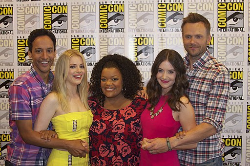 Community Cast At SDCC 2012 2 (2)