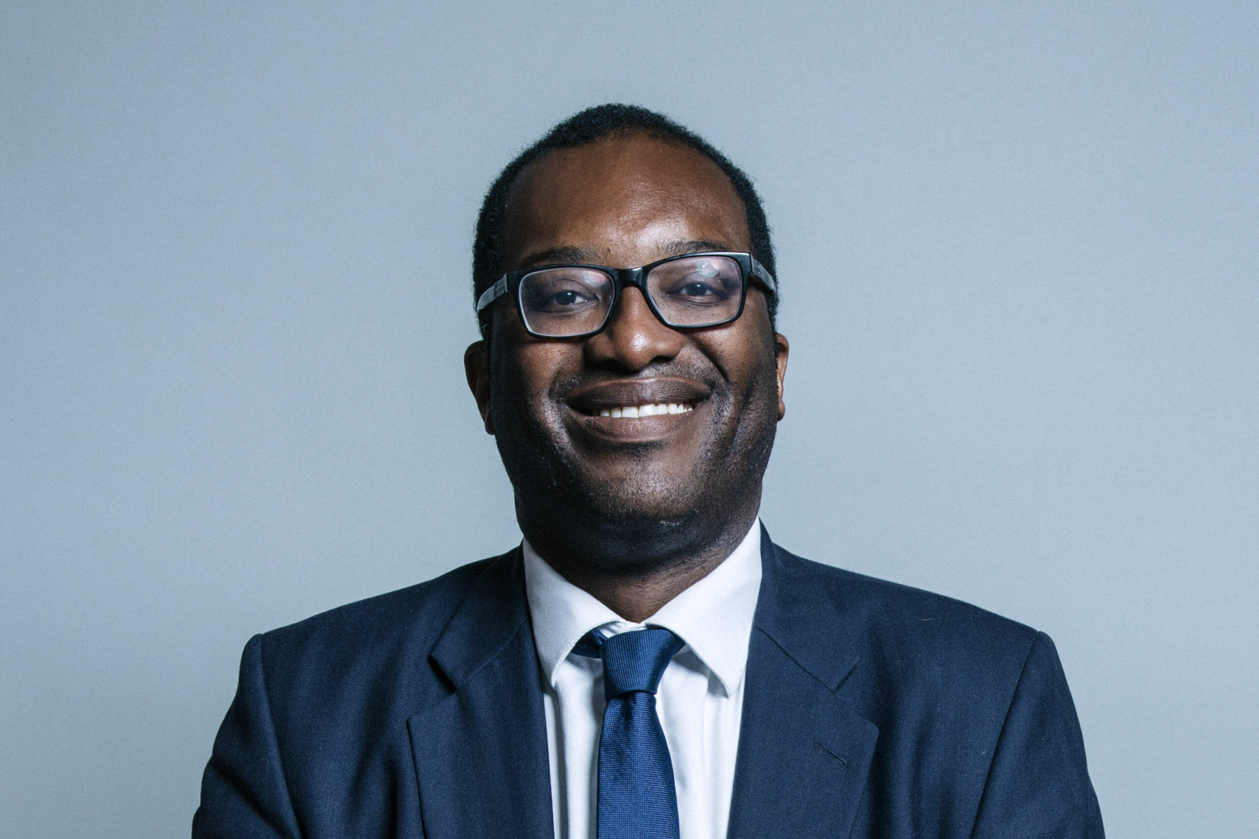 Official Portrait Of Kwasi Kwarteng Crop 1