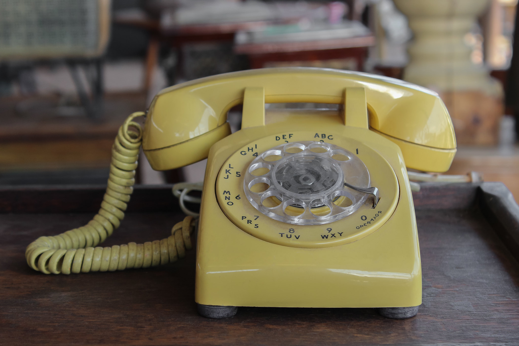 yellow rotary phone