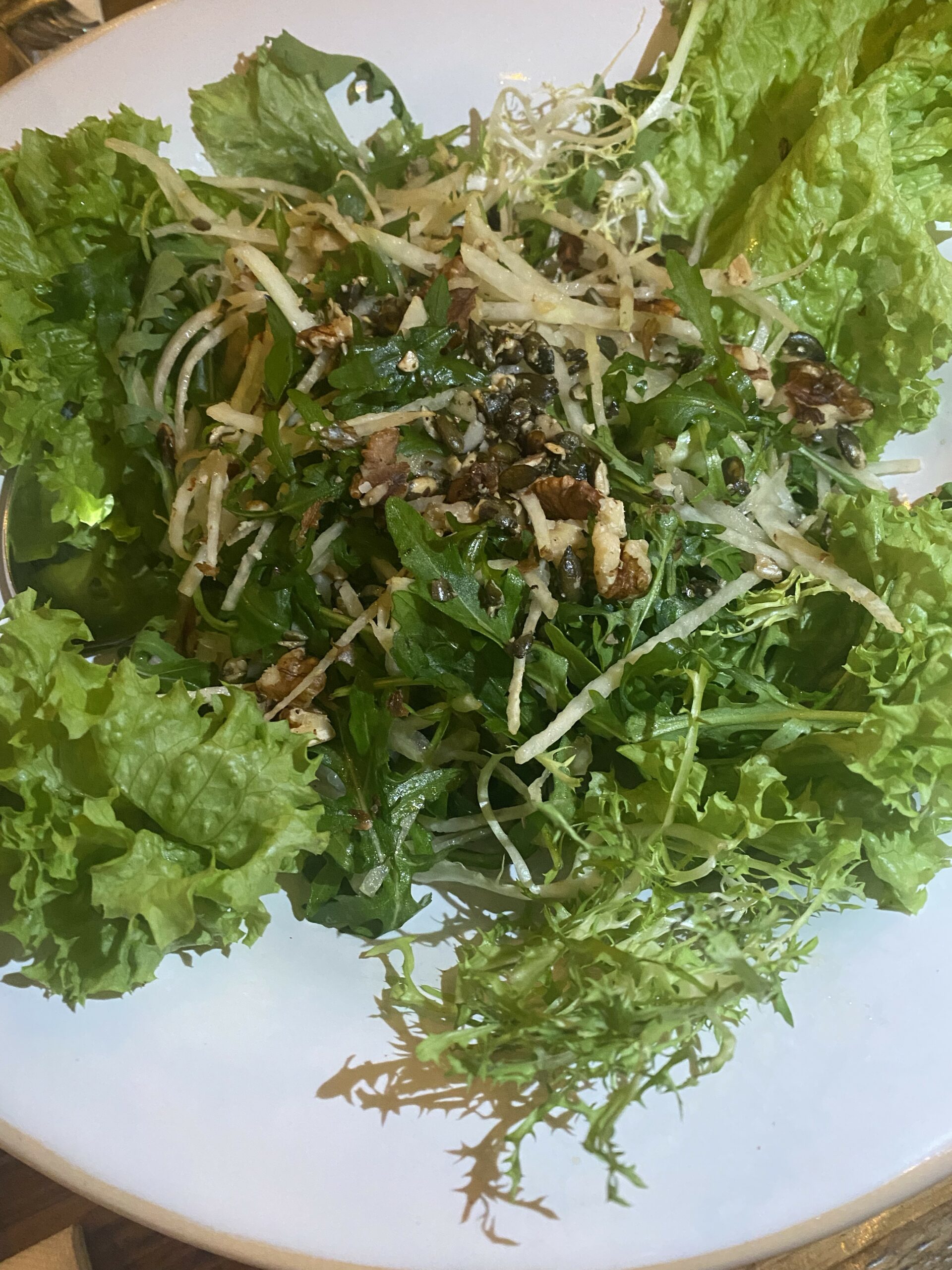 Walnut salad