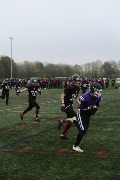 Player catching the ball