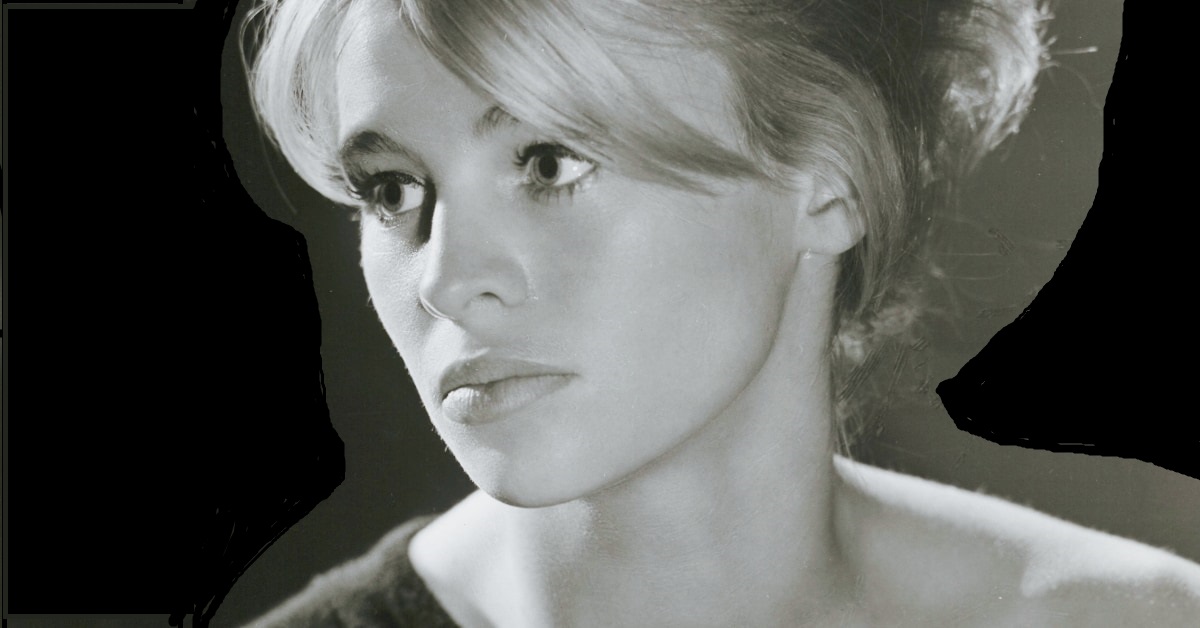 Julie Christie black and white profile photo