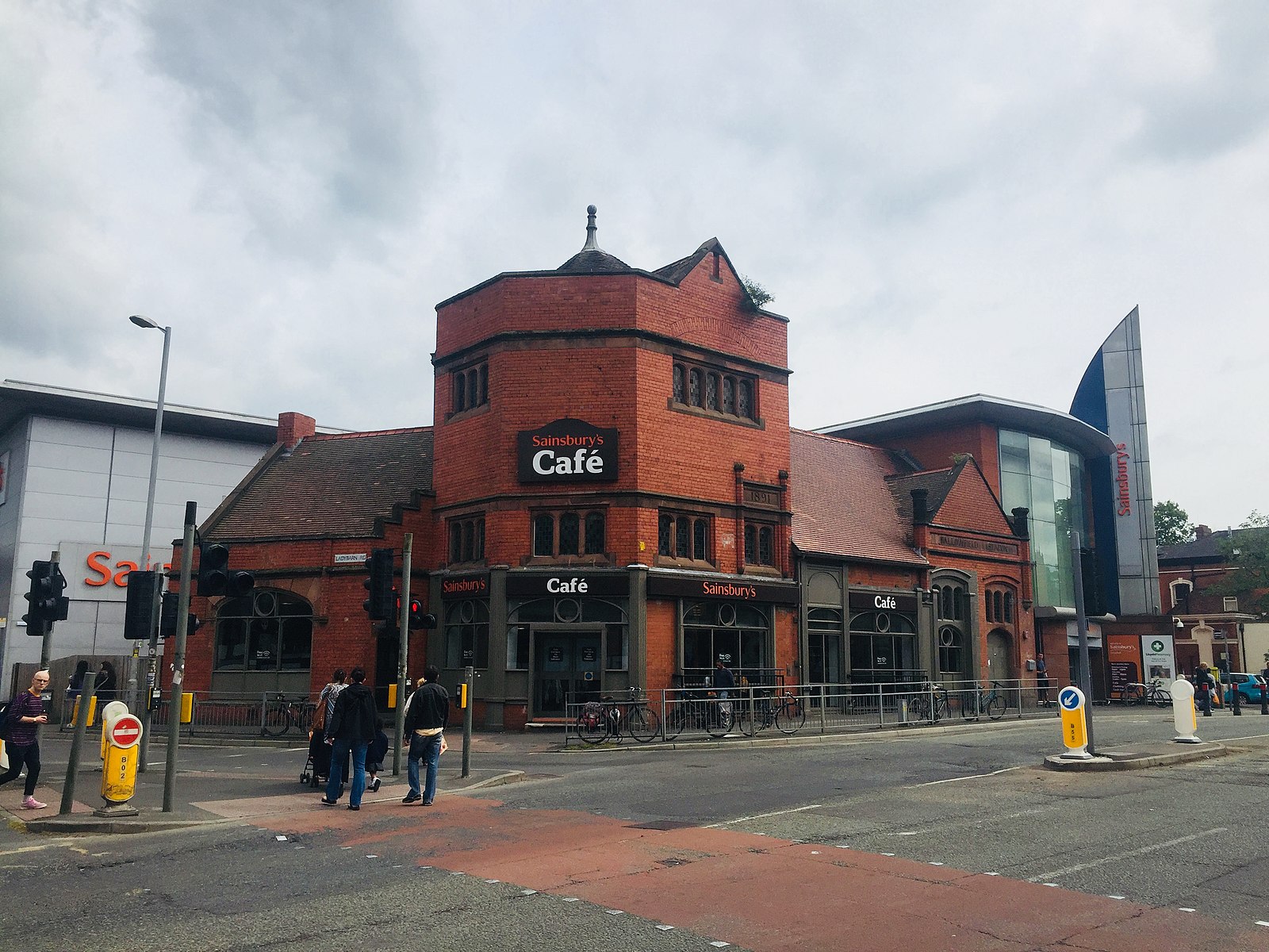 Fallowfield Railway Station 01