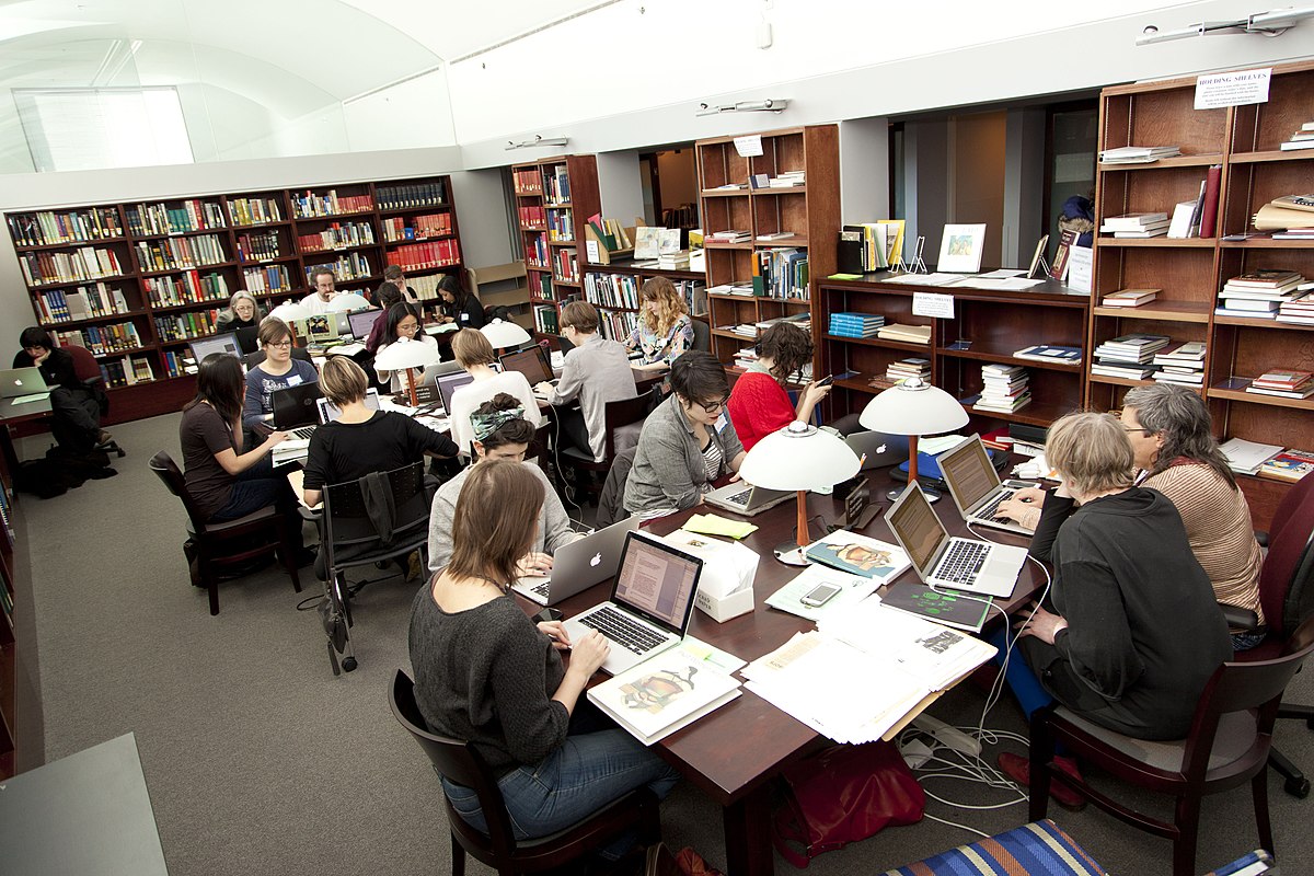 A Wikipedia 'Edit-athon' at the Art Gallery of Ontario. Photo: Art Gallery of Ontario @ Wikimedia Commons
