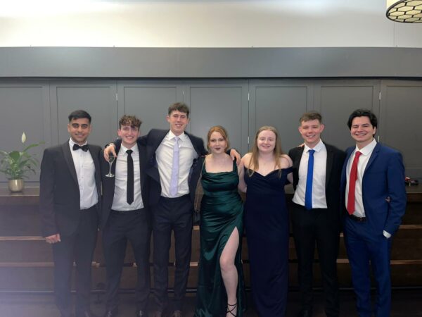 Uom Tennis Team