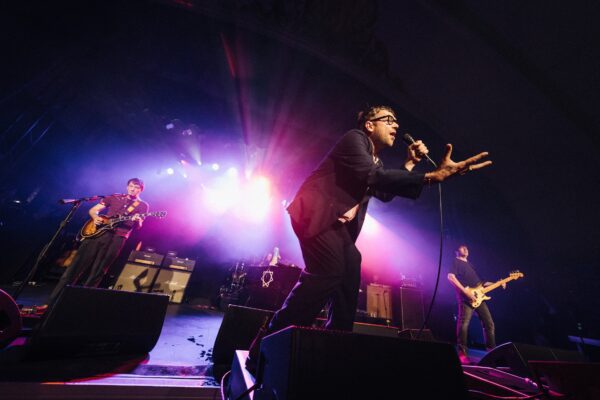 BLUR 2105 WINTERGARDEN EASTBOURNE PHOEBEFOX 172