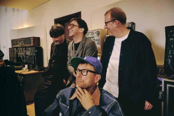 BLUR 6085 2 PHOTO CREDIT Reuben Bastienne Lewis