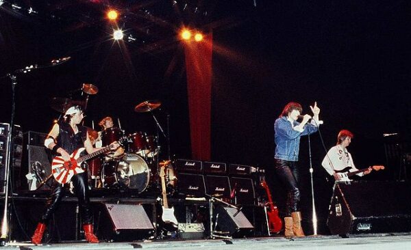 Pretenders_Dec_81