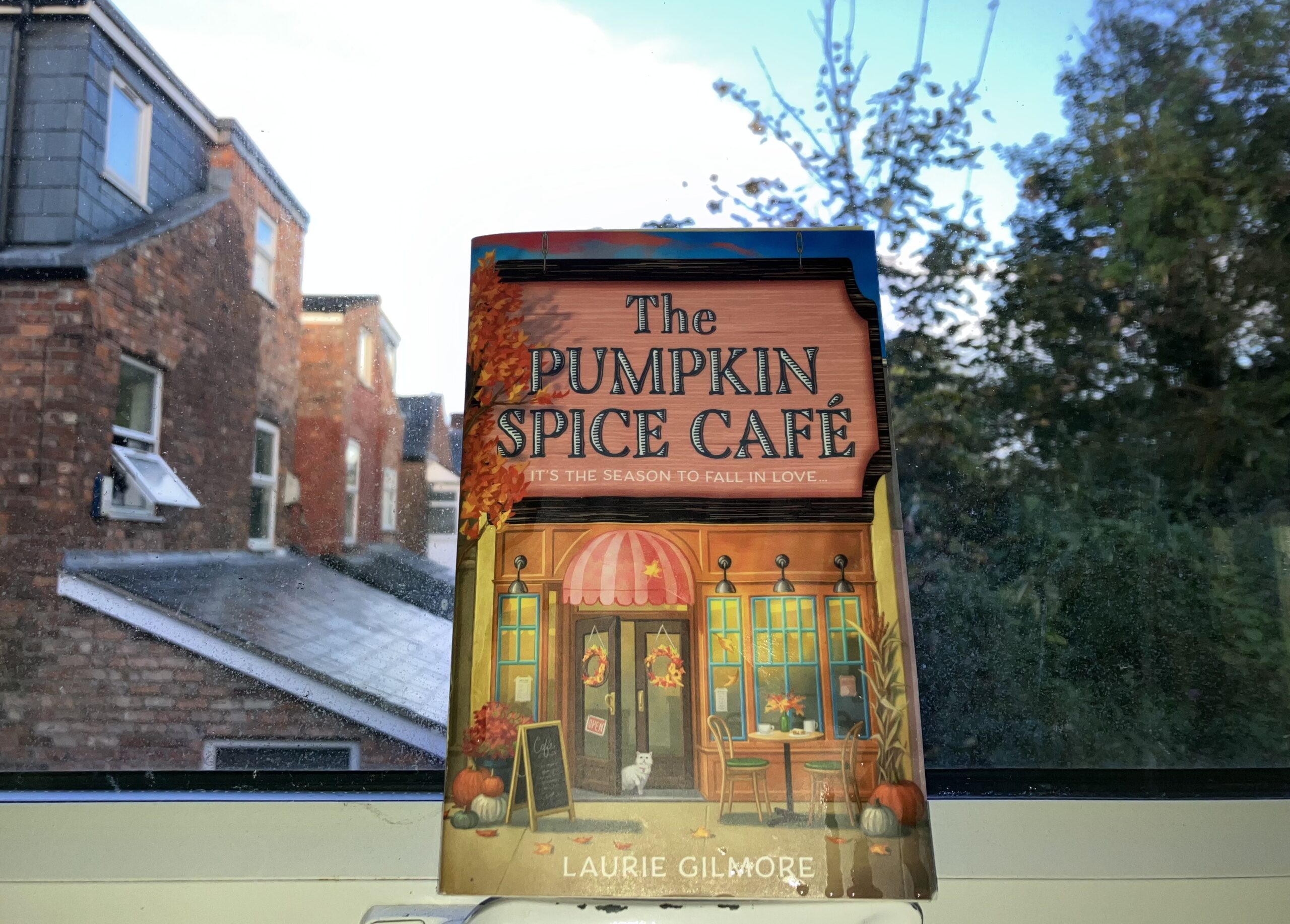 pumpkin-spice-cafe