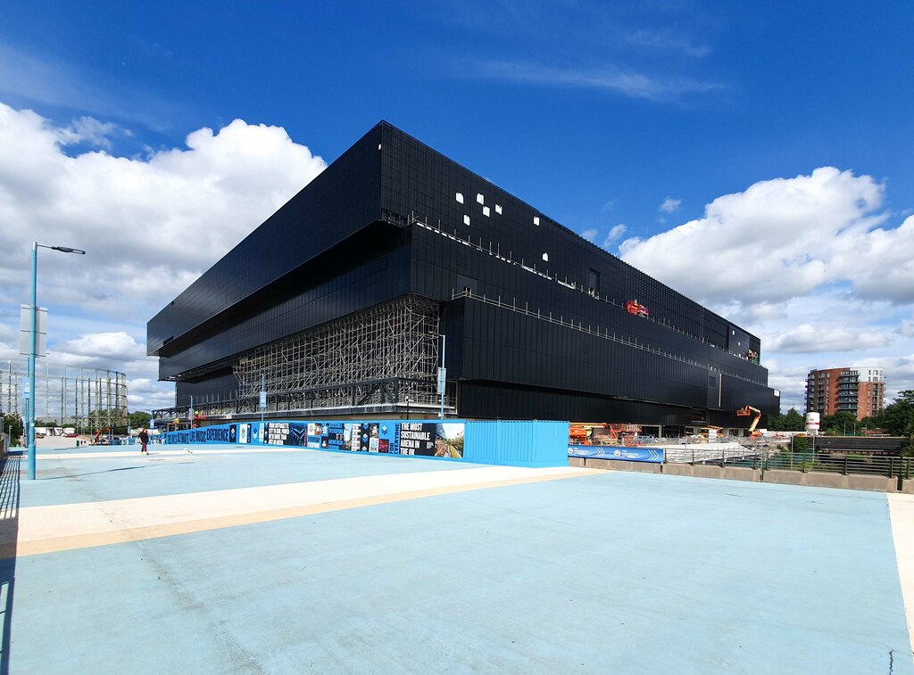 Co-op live arena