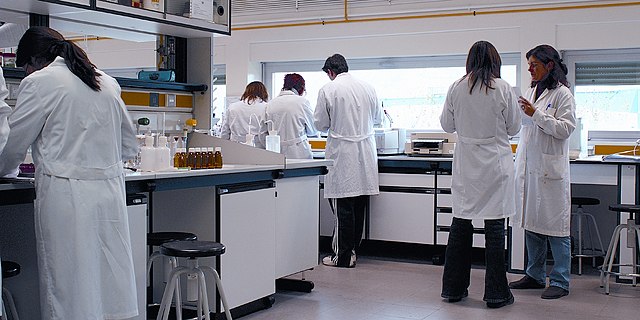 female scientists