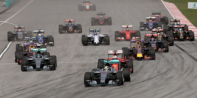 2015_Malaysian_GP_opening_lap (1)