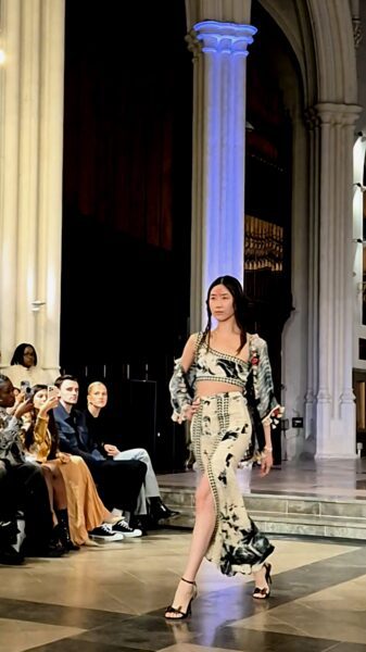Pearl Academy show displays a fusion of north indian tribal traditions with fluid construction