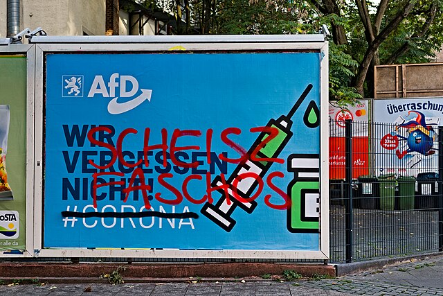 Scheisz_Faschos_AfD_billboard_Frankfurt_am_Main