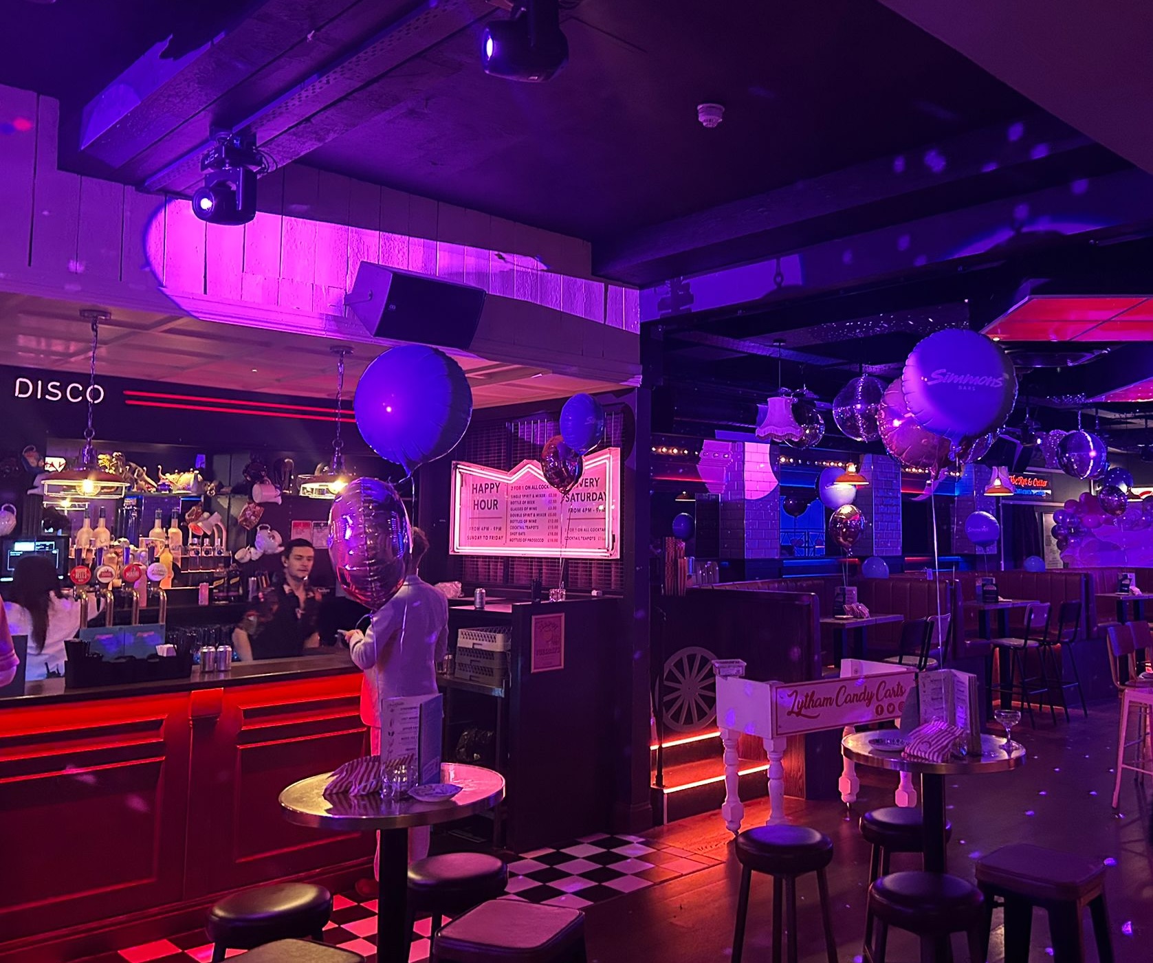 Simmons Bar