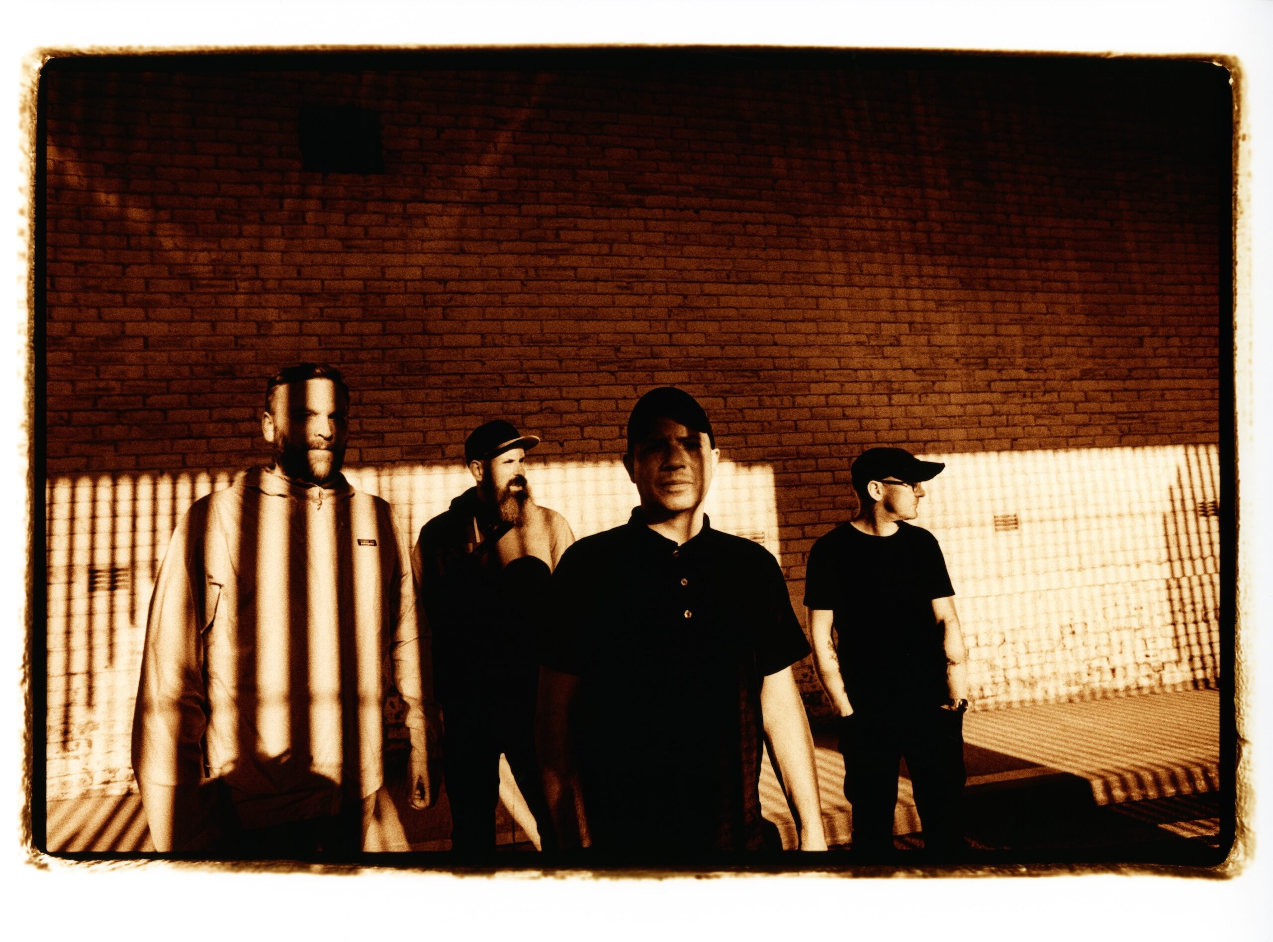 Mogwai - The Bad Fire 001 - please credit Steve Gullick