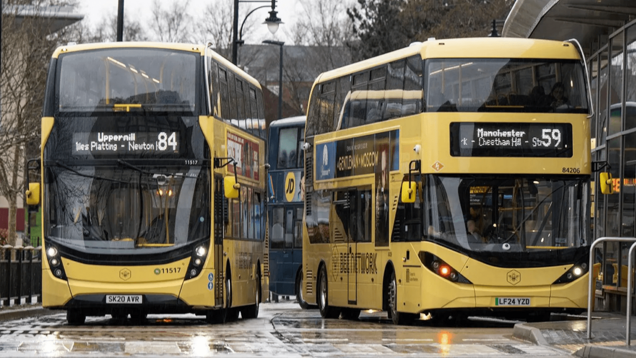 Bee_Network_Oldham_Bus_Station