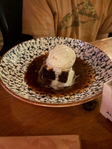 sticky toffee pudding